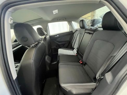 New 2026 Volkswagen Jetta SE image 22