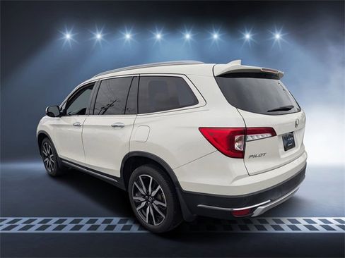 Used 2019 Honda Pilot Touring image 5