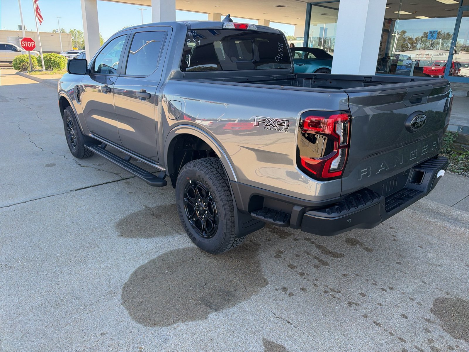 New 2026 Ford Ranger XLT w/ Equipment Group 301A High AWD/4WD image 8