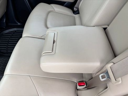 Used 2017 Nissan Armada SL w/ Technology Package AWD/4WD image 15