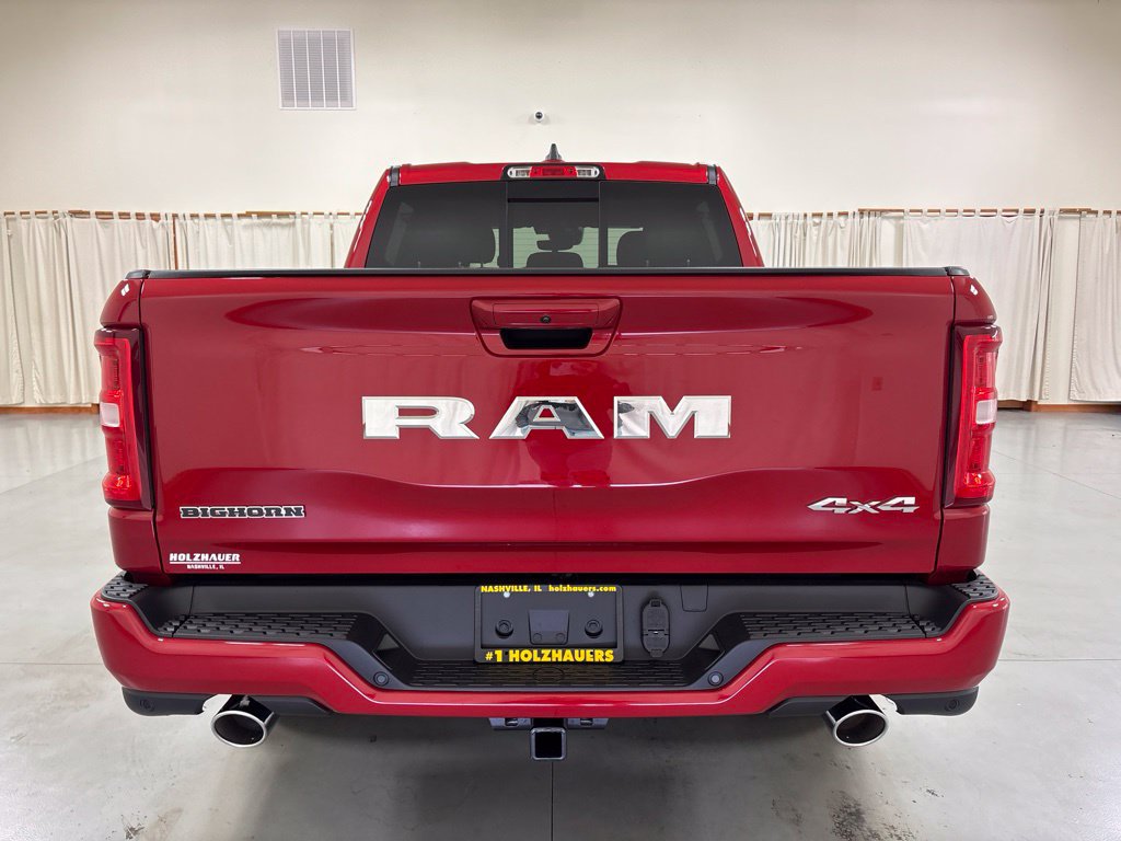 New 2027 RAM 1500 4x4 Crew Cab image 7