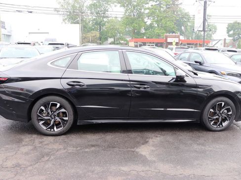 Used 2025 Hyundai Sonata SEL FWD image 6