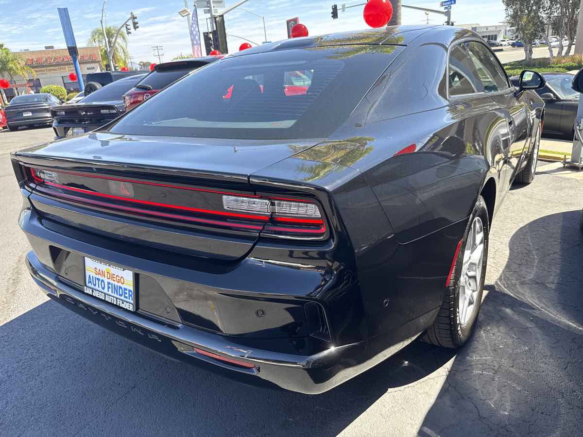 Used 2025 Dodge Charger Daytona R/T w/ Quick Order Package 25M R/T AWD/4WD image 4