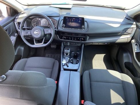 Used 2024 Nissan Rogue S FWD image 48