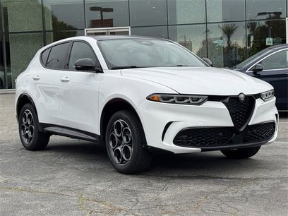 New 2025 Alfa Romeo Tonale w/ Premium Package