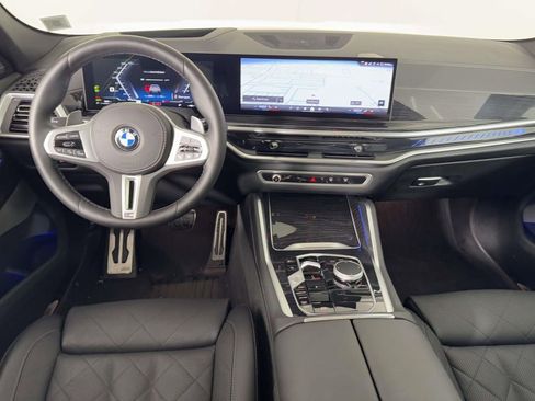 Used 2025 BMW X6 M60i w/ Parking Assistance Package image 5