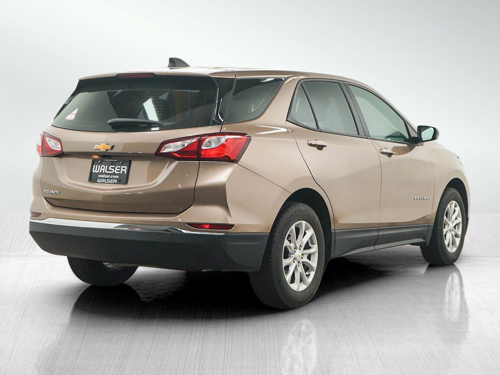 Used 2018 Chevrolet Equinox LS FWD image 6