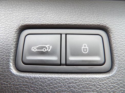 Used 2025 Genesis GV80 2.5T Prestige AWD/4WD image 27
