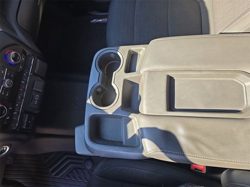 Used 2020 Chevrolet Silverado 1500 LT w/ Texas Edition image 26