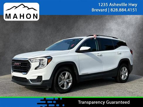 Used 2022 GMC Terrain SLE w/ Driver Convenience Package FWD image 1
