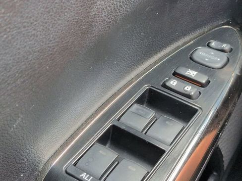 Used 2014 Toyota Avalon XLE Premium FWD image 22
