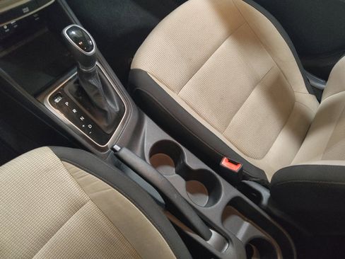 Used 2022 Hyundai Accent SE FWD image 26