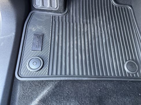 New 2026 GMC Acadia Elevation w/ Black Edition image 17