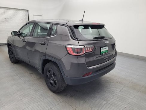 Used 2019 Jeep Compass Sport image 5