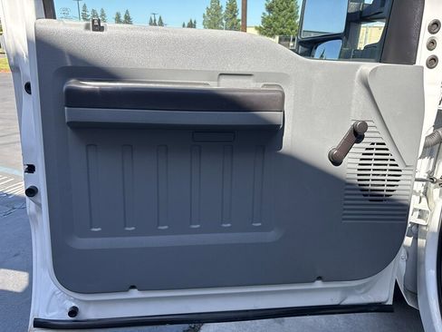 Used 2013 Ford F250 XL RWD image 26
