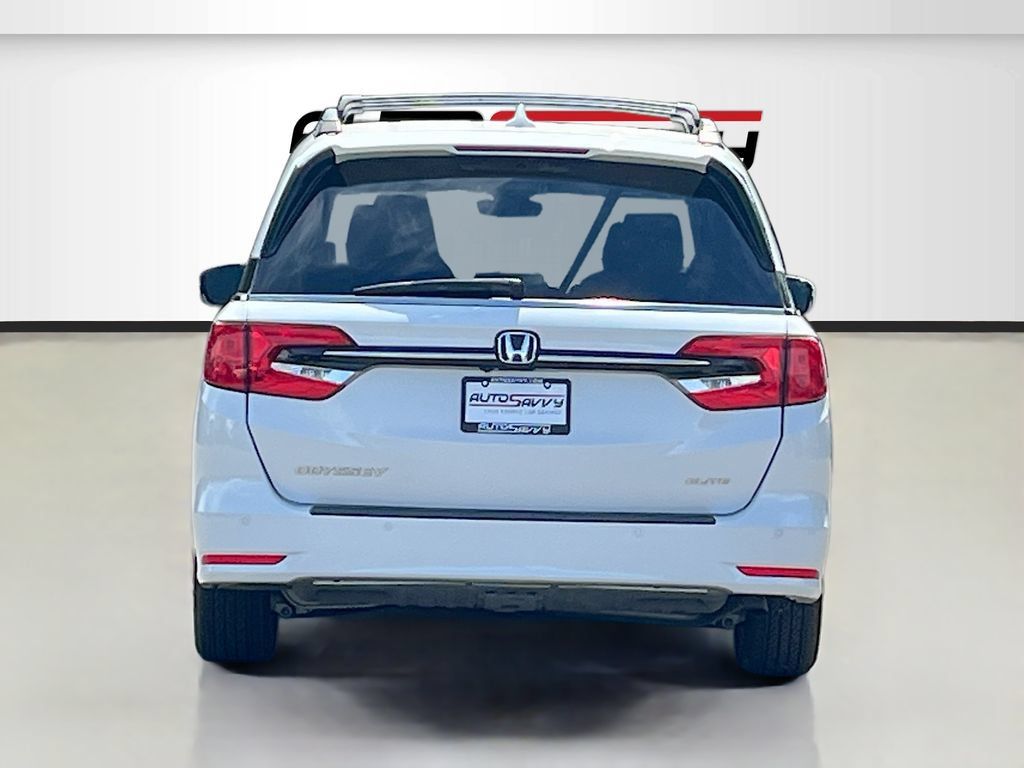 Used 2023 Honda Odyssey Elite image 6