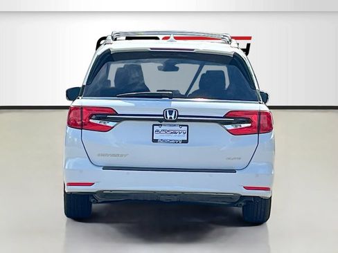 Used 2023 Honda Odyssey Elite image 6