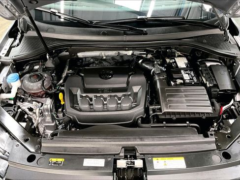 Used 2024 Volkswagen Tiguan S FWD image 13