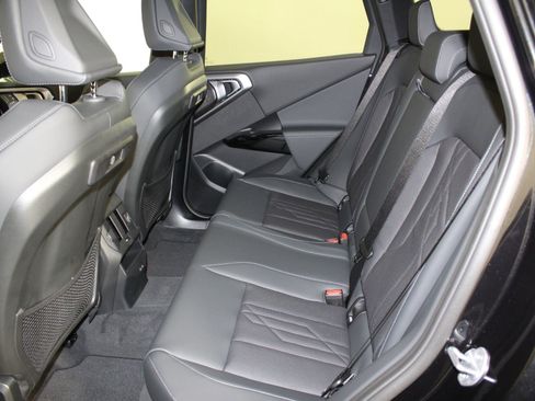 New 2026 BMW X3 xDrive30 w/ Premium Package image 12