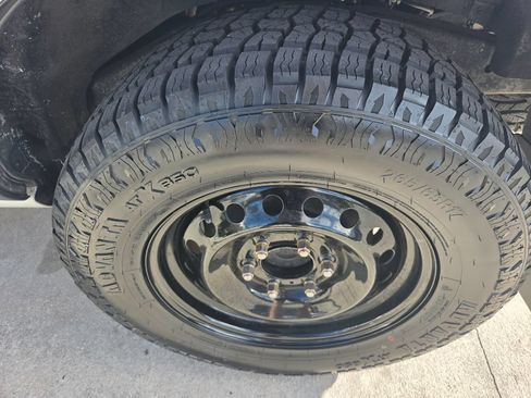 Used 2003 Isuzu Rodeo S RWD image 14