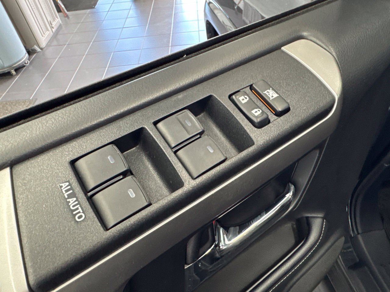 Used 2024 Toyota 4Runner SR5 Premium w/ Moonroof Package AWD/4WD image 38