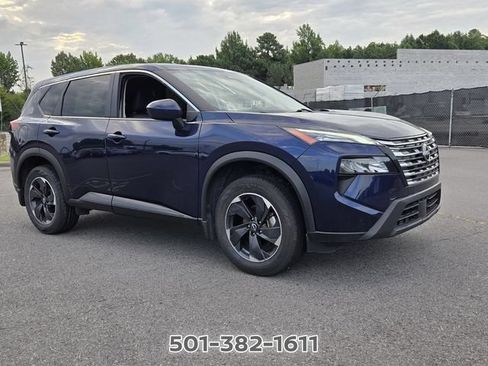 Used 2024 Nissan Rogue SV FWD image 7