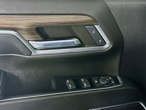 Used 2024 Chevrolet Silverado 2500 LT image 24