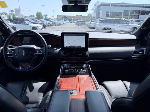 Used 2019 Lincoln Navigator L Reserve AWD/4WD image 37