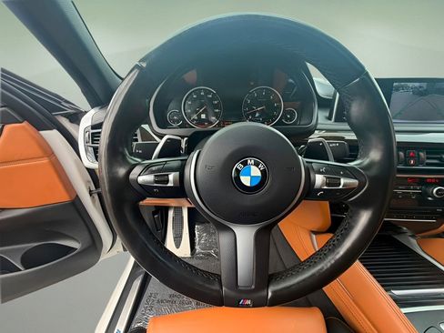 Used 2019 BMW X6 xDrive35i w/ M Sport Package AWD/4WD image 12