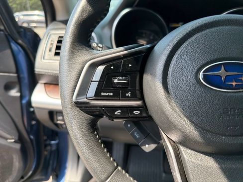 Used 2019 Subaru Outback 3.6R Limited AWD/4WD image 17