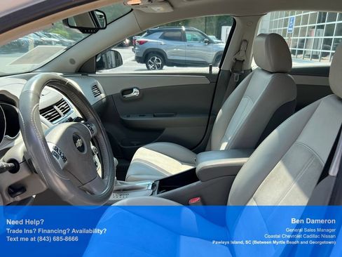 Used 2009 Chevrolet Malibu LT w/ HFV6 Engine Package FWD image 8
