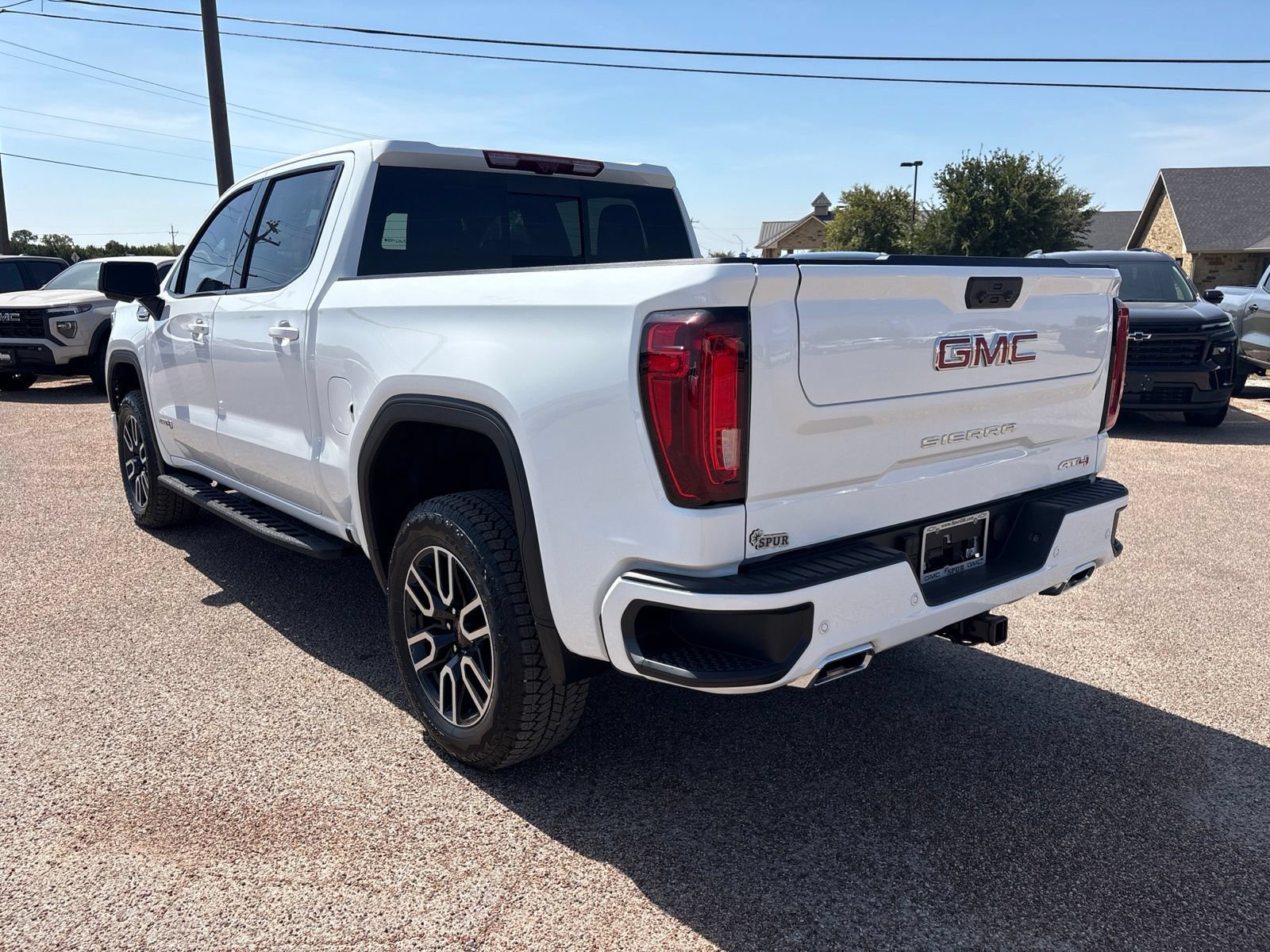 New 2026 GMC Sierra 1500 AT4 w/ AT4 Premium Package AWD/4WD image 4