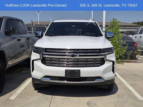 Used 2021 Chevrolet Tahoe Premier w/ Premium Package RWD image 2