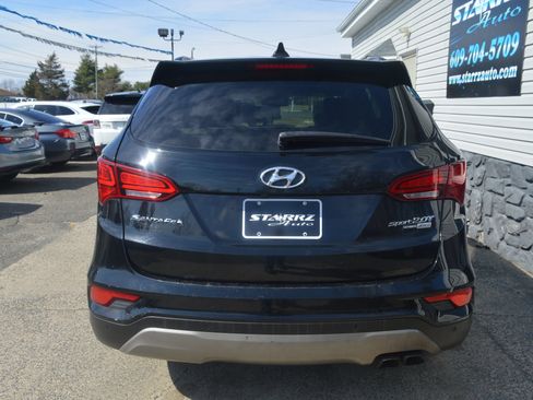 Used 2017 Hyundai Santa Fe Sport w/ 2.0T Ultimate Tech Package 05 AWD/4WD image 4