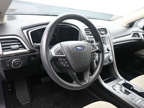 Used 2018 Ford Fusion S image 13