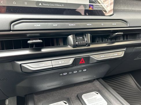 New 2027 Kia Telluride EX X-Line AWD/4WD image 24