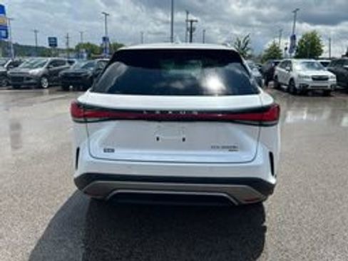 Used 2024 Lexus RX 350 w/ Convenience Package AWD/4WD image 4