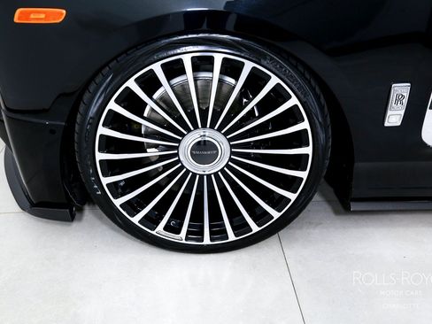 Used 2018 Rolls-Royce Phantom Sedan RWD image 43