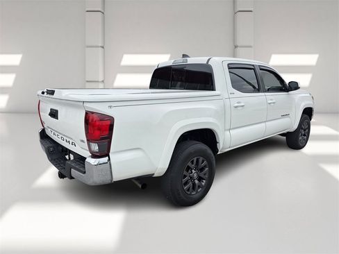 Used 2021 Toyota Tacoma SR5 image 4