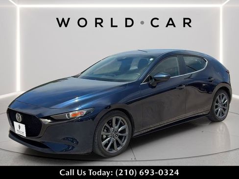 Used 2019 MAZDA MAZDA3 Hatchback FWD image 6