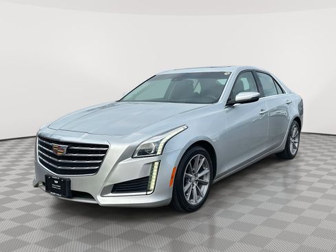 Used 2019 Cadillac CTS Luxury image 3
