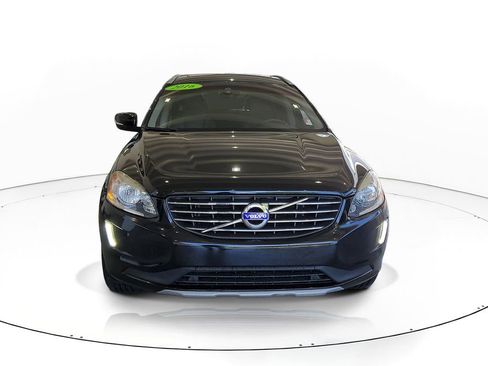 Used 2016 Volvo XC60 T5 Premier w/ Proximity Package FWD image 2