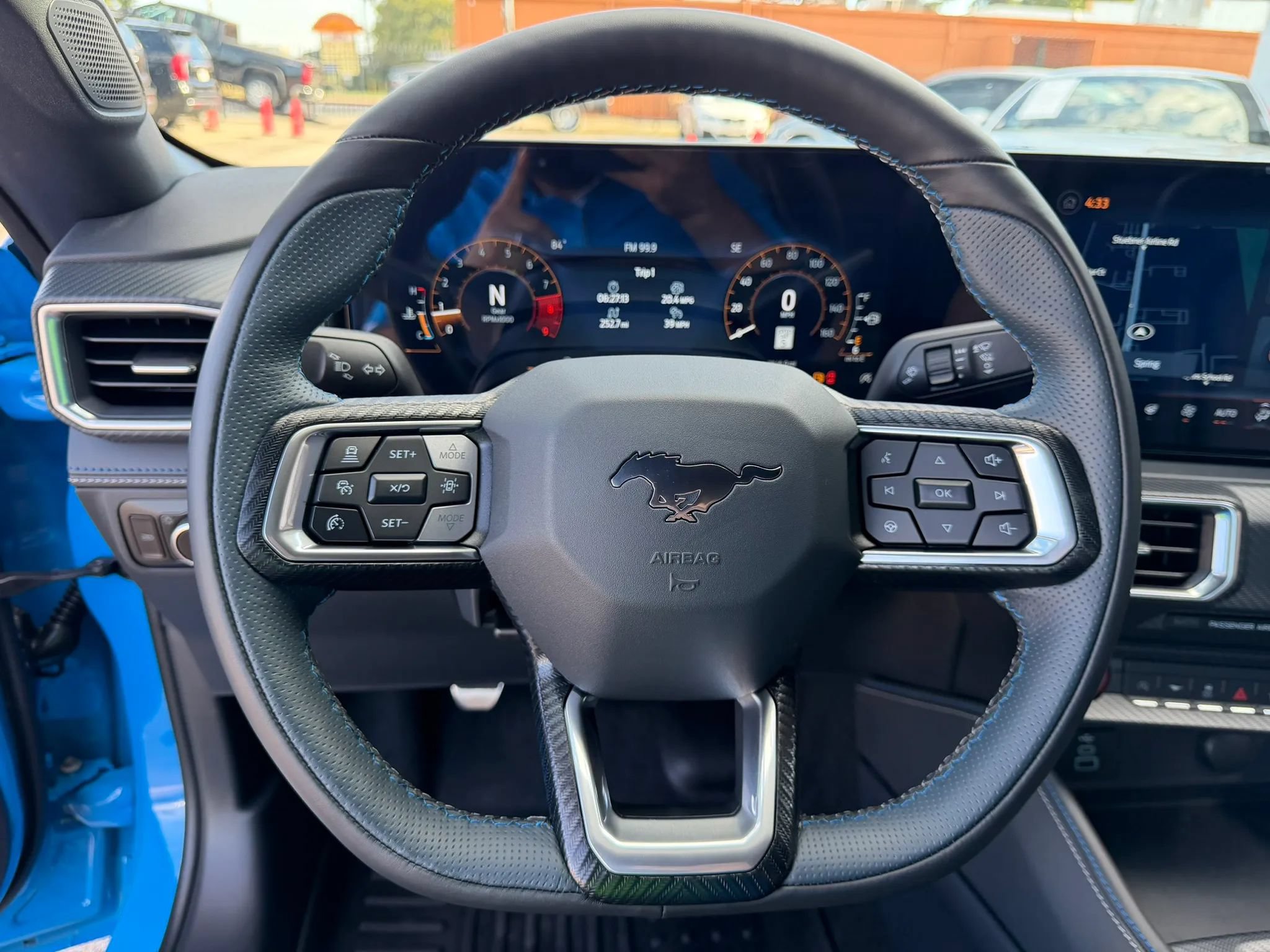 Used 2025 Ford Mustang GT Premium RWD image 33