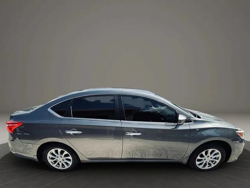Used 2019 Nissan Sentra SV FWD image 6