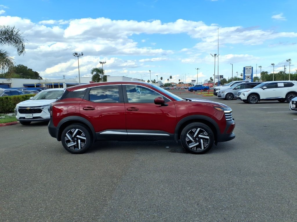 Used 2025 Nissan Kicks SV FWD image 6