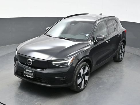 Used 2023 Volvo XC40 Recharge Ultimate w/ Protection Package Premier AWD/4WD image 33