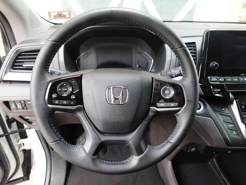 Used 2019 Honda Odyssey EX-L image 16