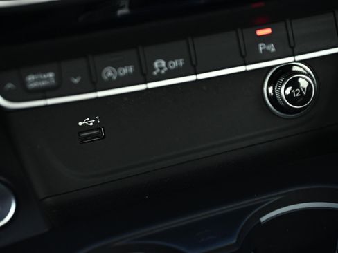 Used 2018 Audi A4 2.0T Premium Plus w/ Premium Plus Package image 40