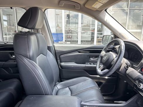 Used 2023 Honda Pilot EX-L image 11
