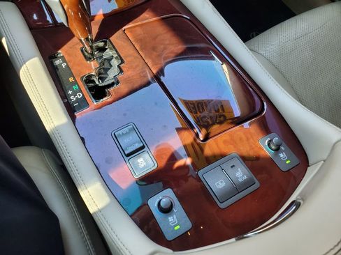 Used 2009 Lexus LS 460 RWD image 21